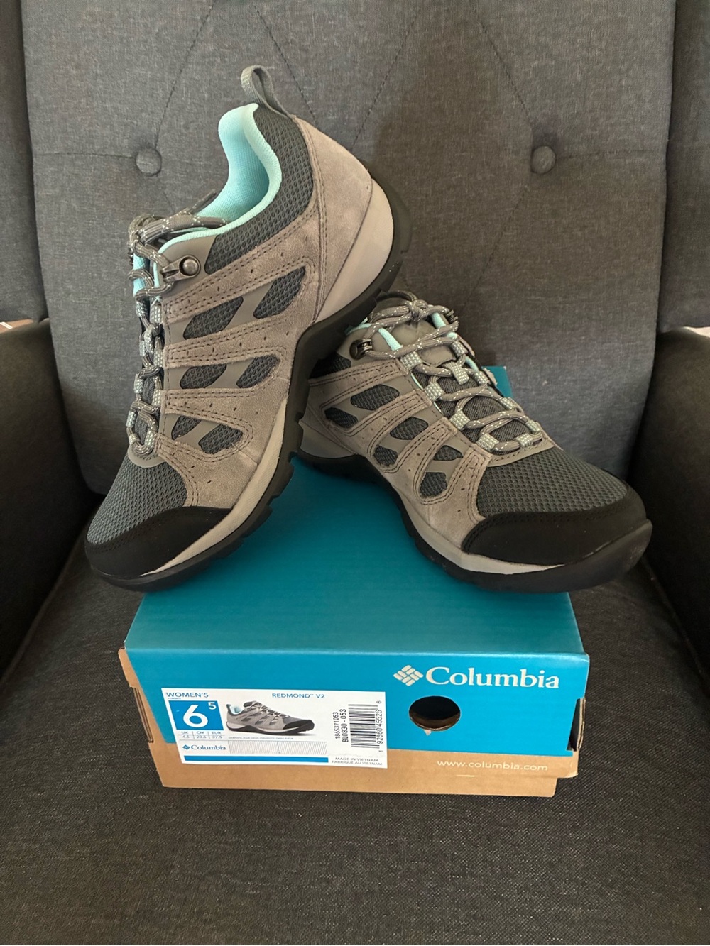 Columbia Women's Gray and Teal Trail Sneakers